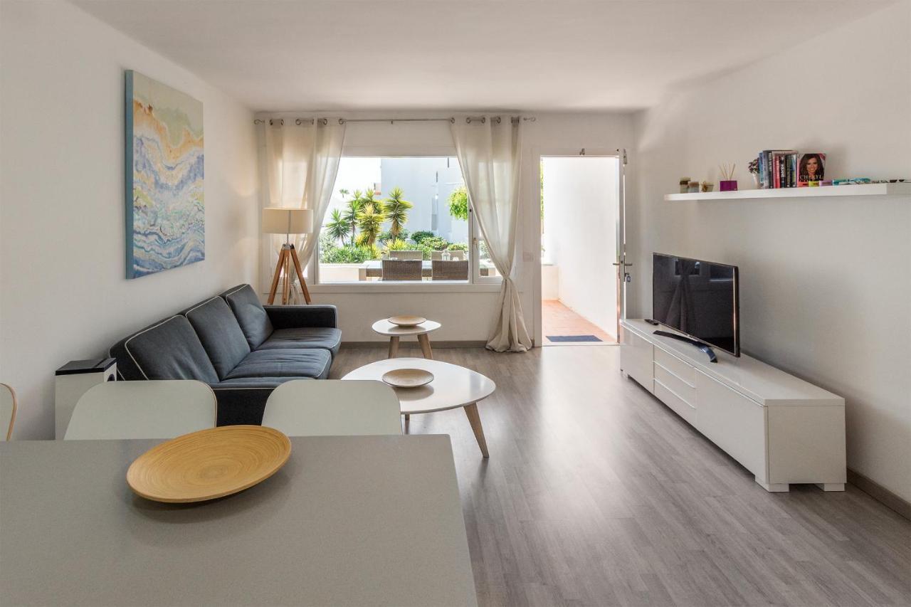 Conylanza Bastian Beach Apartment Costa Teguise Bagian luar foto